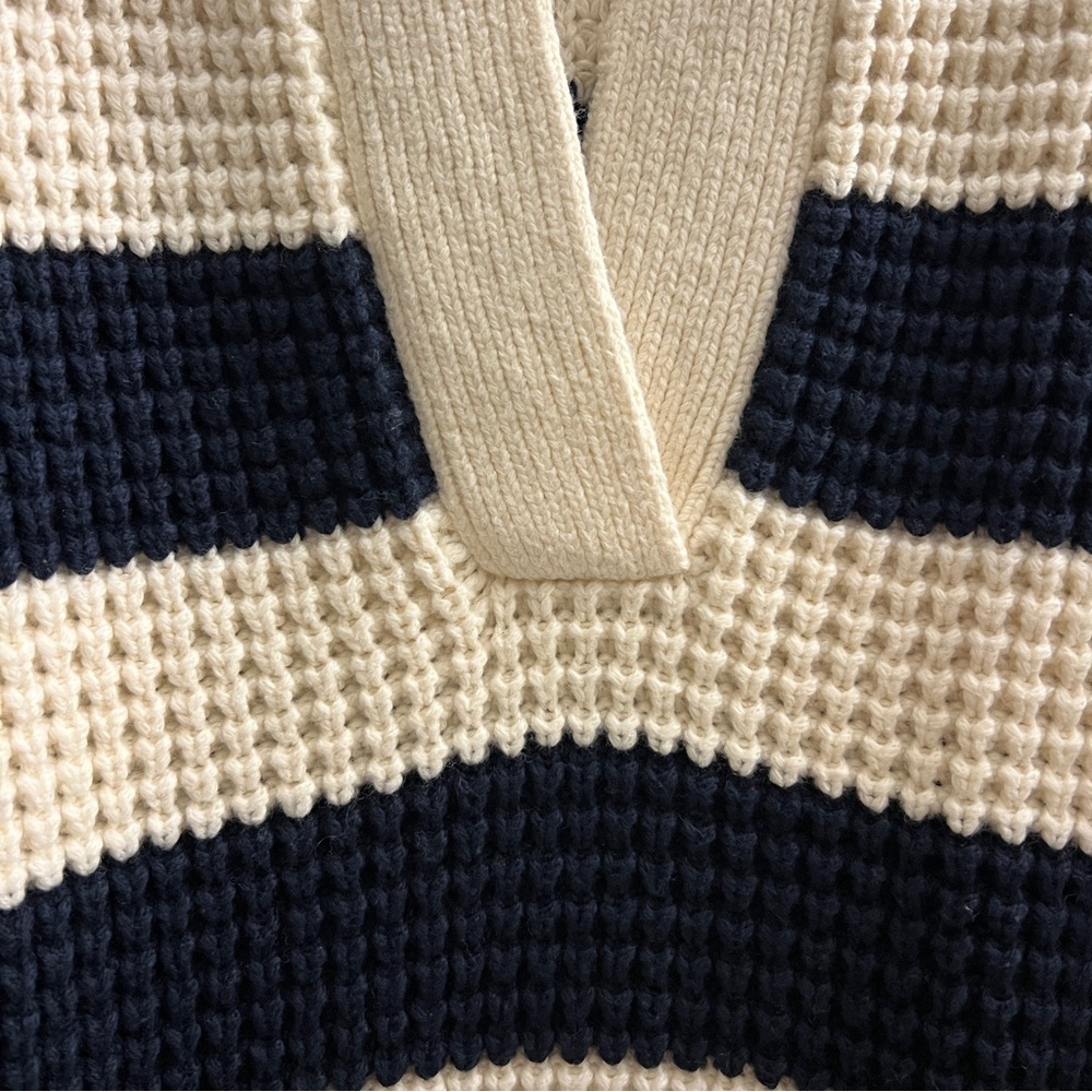 Madewell | Waffle-Knit Henley Sweater Stripe Navy Cream - Size M - Picture 13 of 13